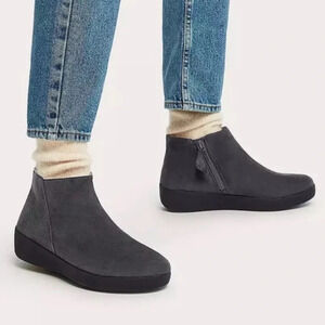New! Fitflop Sumi suede ankle boots steel gray